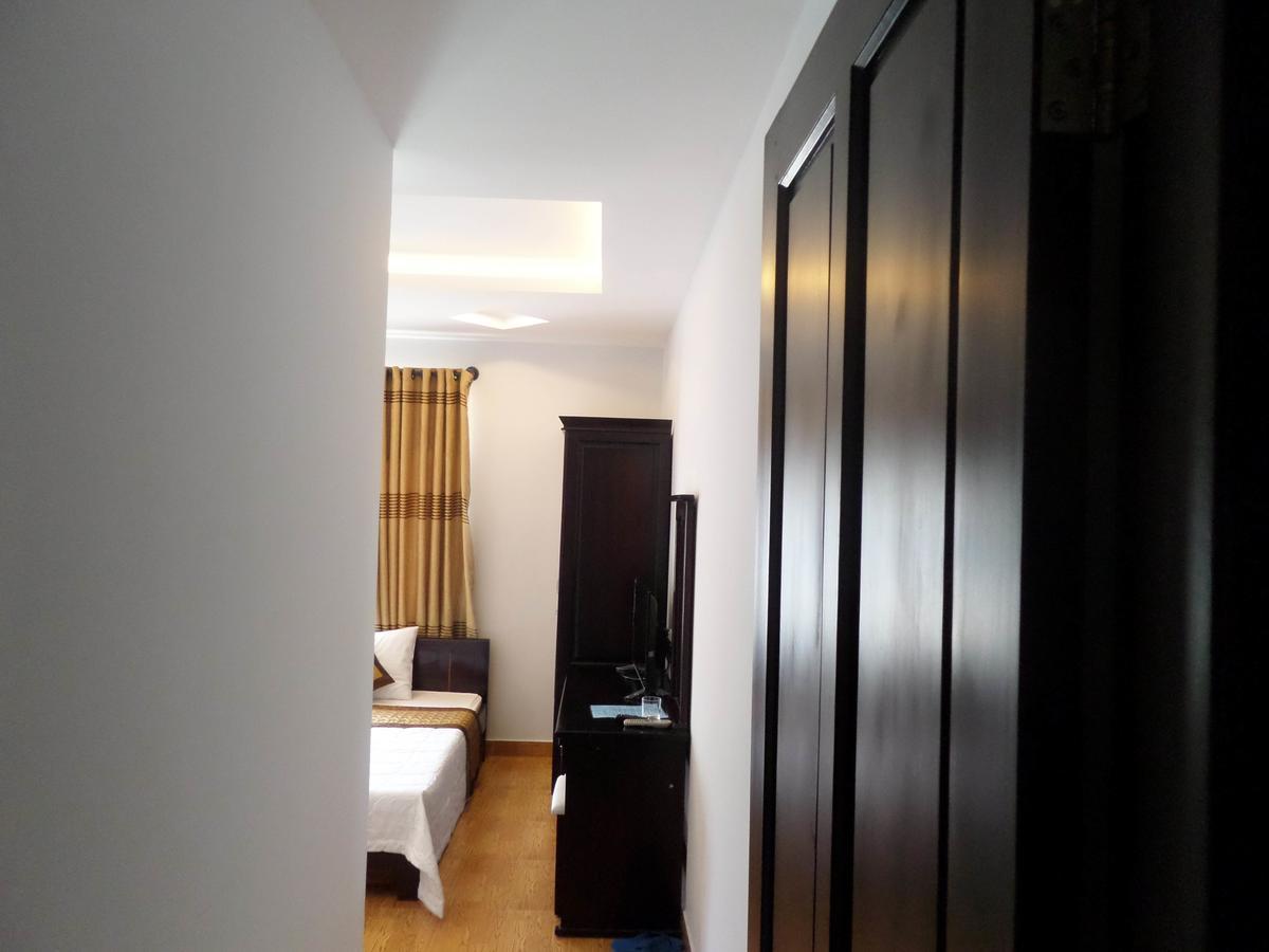 Crown Hotel Da Nang Exterior photo